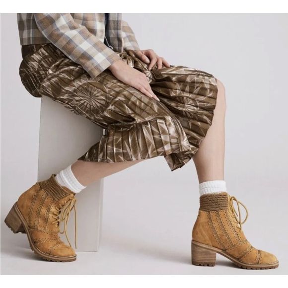 Anthropologie Silent D Bestie Bootie Honey Macramé Trim Lace Up Tan - Picture 12 of 12